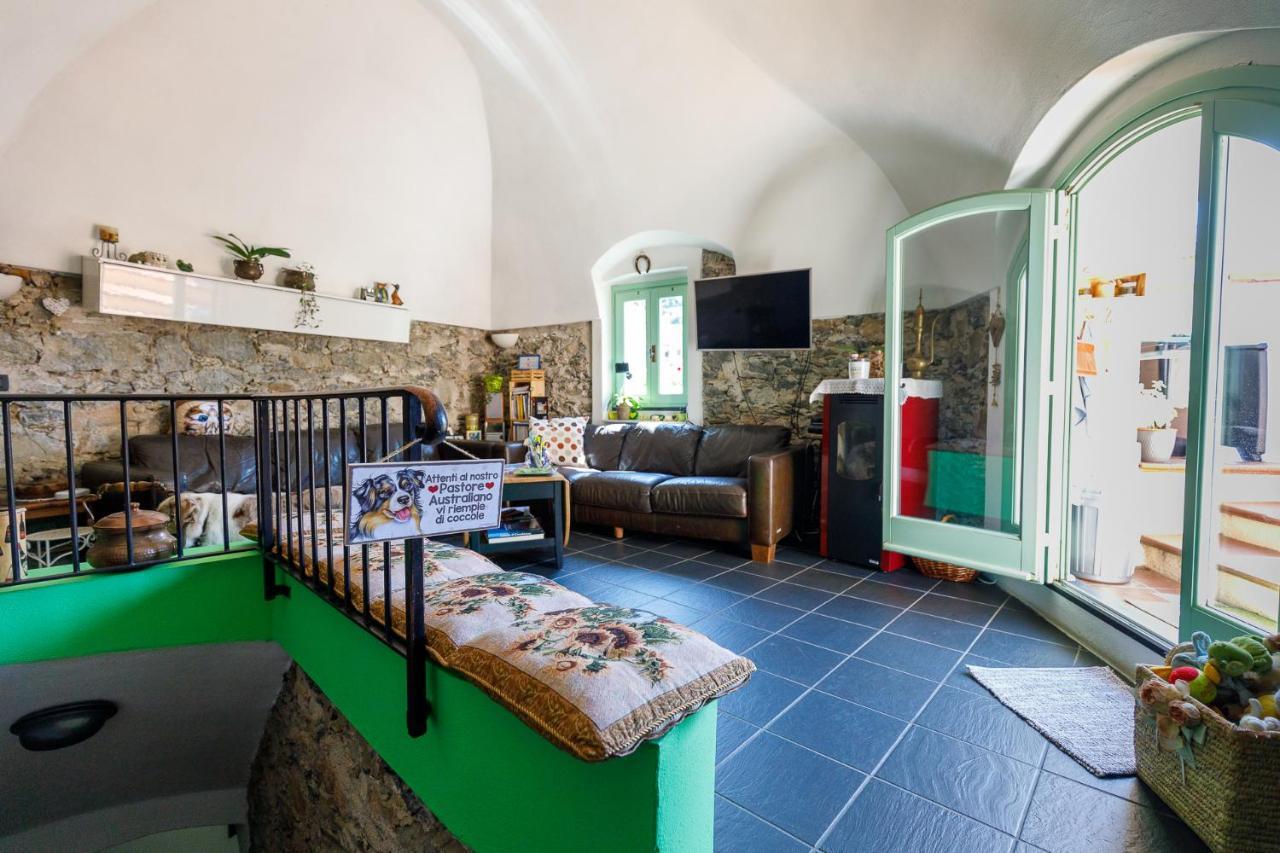 Arve Castelbianco - B&B E Appartamento Colletta Экстерьер фото